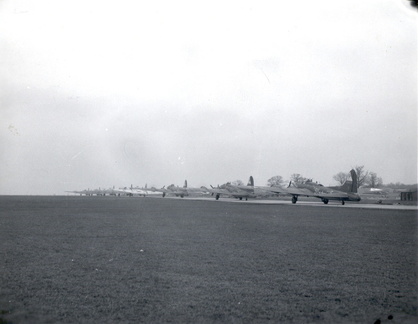 384th taxiing